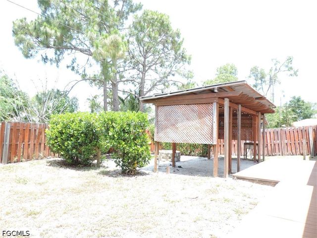 19000 Tampa RD S, Fort Myers, FL 33967