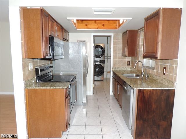 19000 Tampa RD S, Fort Myers, FL 33967