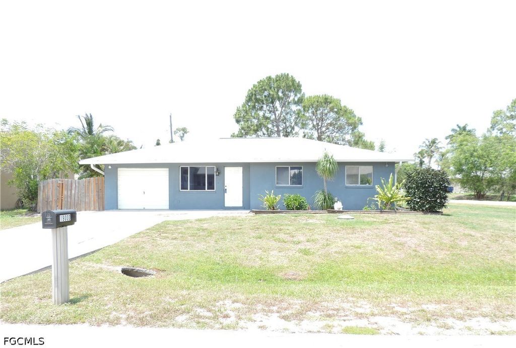19000 Tampa RD S, Fort Myers, FL 33967