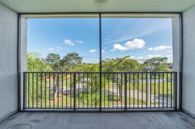 7541 NW 16th Street 1411, Plantation, FL 33313