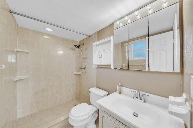 7541 NW 16th Street 1411, Plantation, FL 33313