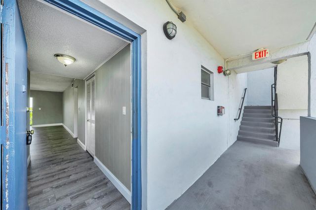 7541 NW 16th Street 1411, Plantation, FL 33313
