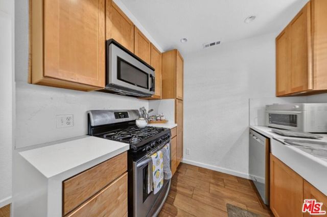 6838 Haywood Street, Los Angeles, CA 91042
