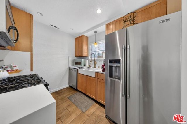 6838 Haywood Street, Los Angeles, CA 91042