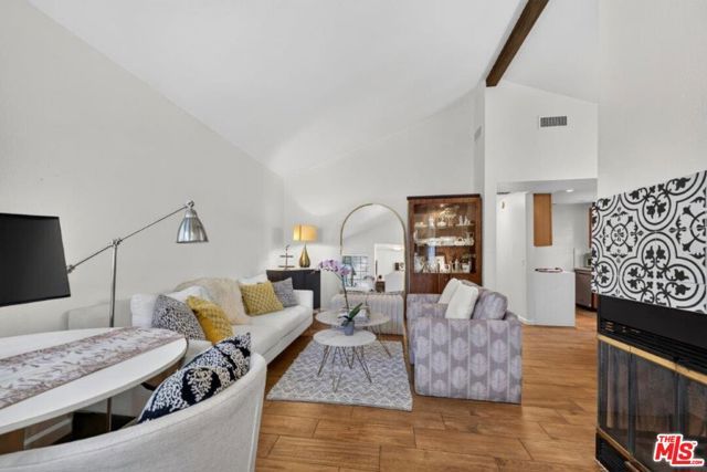6838 Haywood Street, Los Angeles, CA 91042
