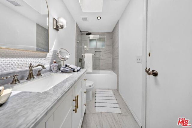 6838 Haywood Street, Los Angeles, CA 91042