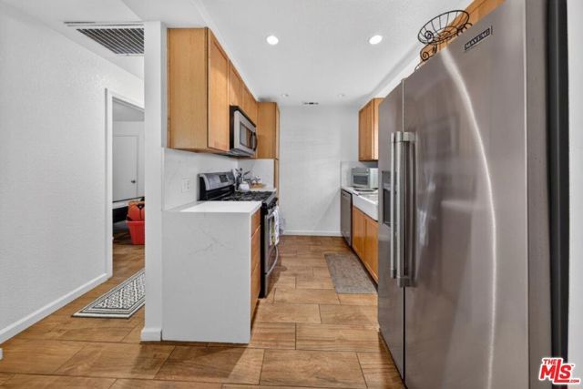 6838 Haywood Street, Los Angeles, CA 91042