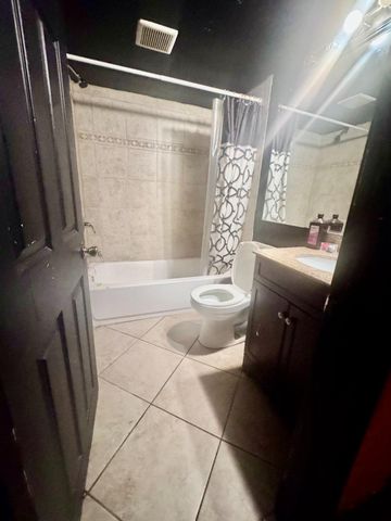 4818 GREENCREST RD, Baltimore, MD 21206