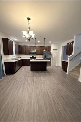 78 Kenneth Avenue, Matteson, IL 60443