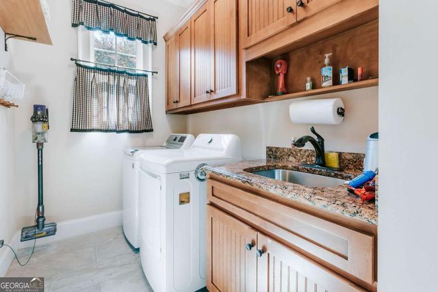 3881 Alexandria Drive, Gainesville, GA 30506