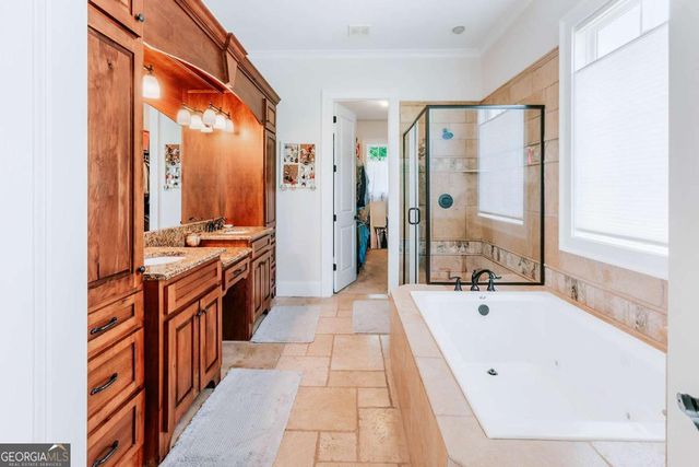 3881 Alexandria Drive, Gainesville, GA 30506