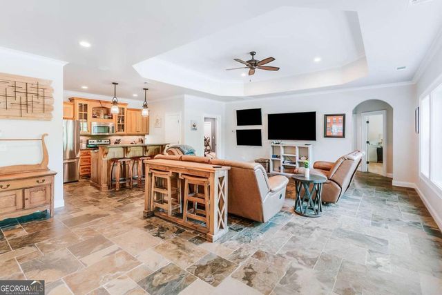 3881 Alexandria Drive, Gainesville, GA 30506