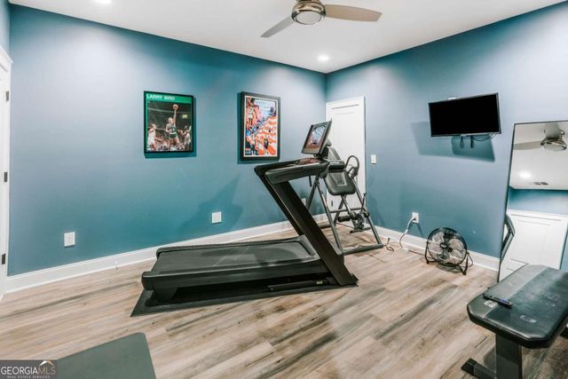 3881 Alexandria Drive, Gainesville, GA 30506