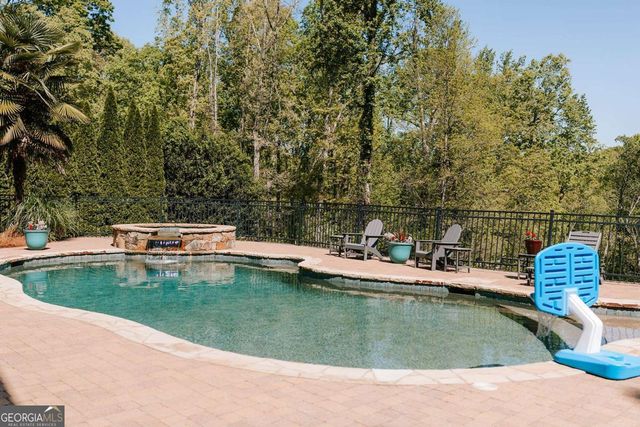 3881 Alexandria Drive, Gainesville, GA 30506