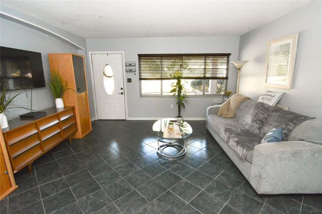 2606 E CRYSTAL LAKE AVENUE, Orlando, FL 32806