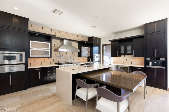 2805 Via Tazzoli Court, Henderson, NV 89052