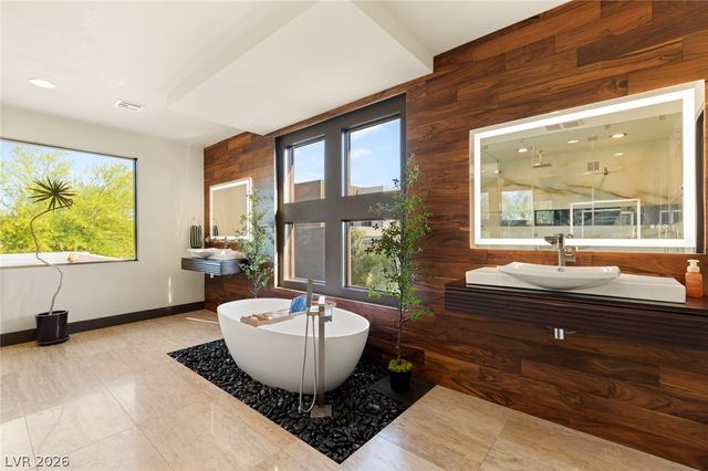 2805 Via Tazzoli Court, Henderson, NV 89052