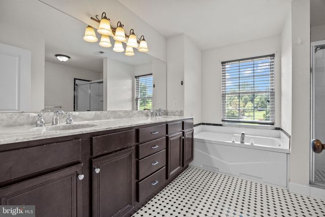 4223 FERGUSON DR, Doylestown, PA 18902