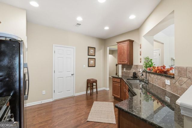 3259 BERKELEY GLEN Way, Peachtree Corners, GA 30092