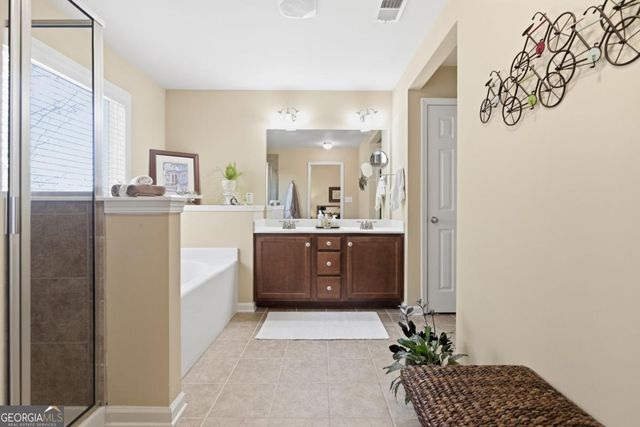 3259 BERKELEY GLEN Way, Peachtree Corners, GA 30092