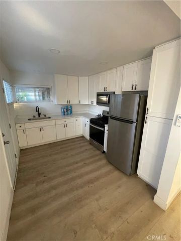 184 E 9th, San Bernardino, CA 92410