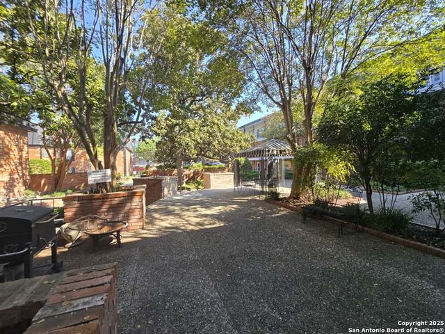 8401 N New Braunfels Ave Apt 106A, San Antonio, TX 78209