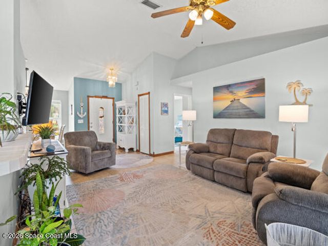 1670 Barnes Avenue NW, Palm Bay, FL 32907