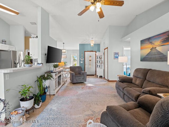 1670 Barnes Avenue NW, Palm Bay, FL 32907