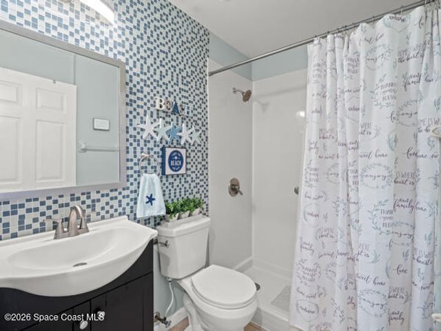 1670 Barnes Avenue NW, Palm Bay, FL 32907