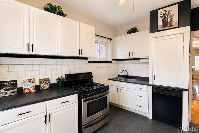 5123 Goethe Avenue, St Louis, MO 63109