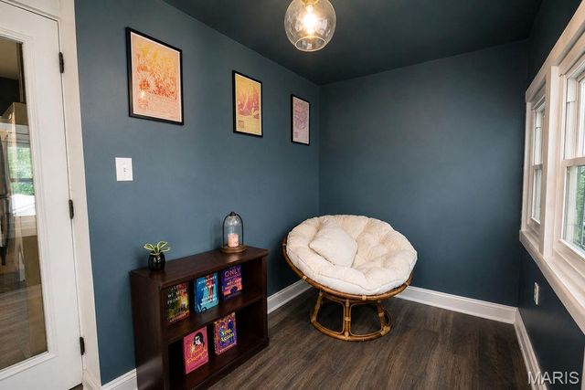 5123 Goethe Avenue, St Louis, MO 63109