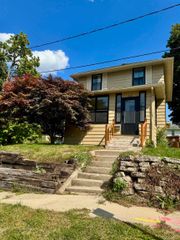 342 Pearl Street, Ionia, MI 48846