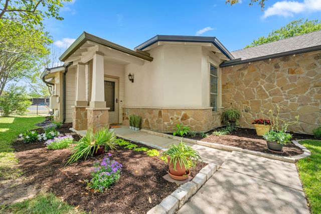6801 Beckett RD 106L, Austin, TX 78749