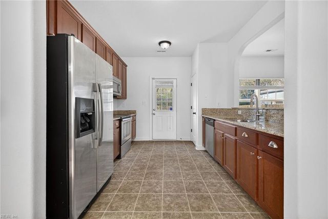 217 Thalia RD, Virginia Beach, VA 23452