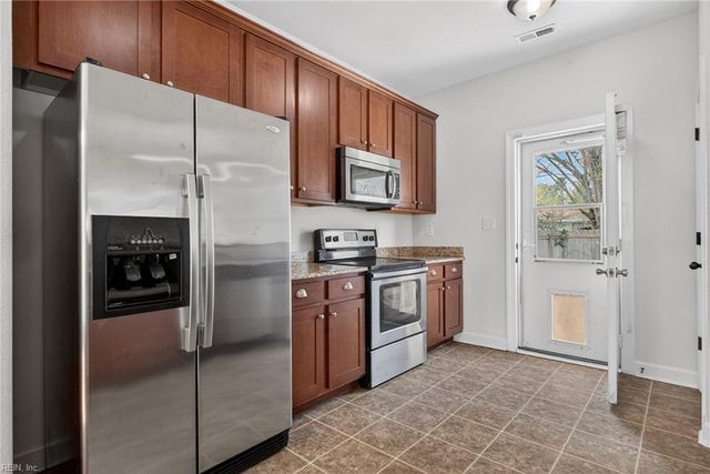 217 Thalia RD, Virginia Beach, VA 23452