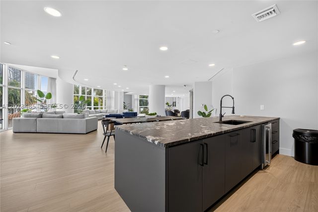350 NE 24th St 1405, Miami, FL 33137