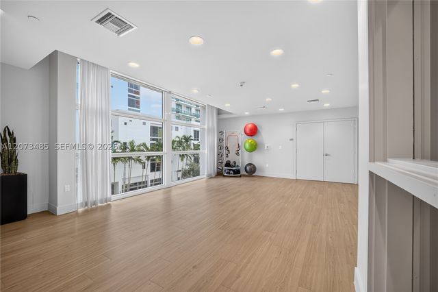 350 NE 24th St 1405, Miami, FL 33137