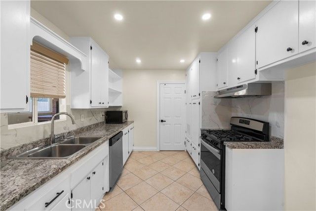 3236 Shelley Street, Rosamond, CA 93560