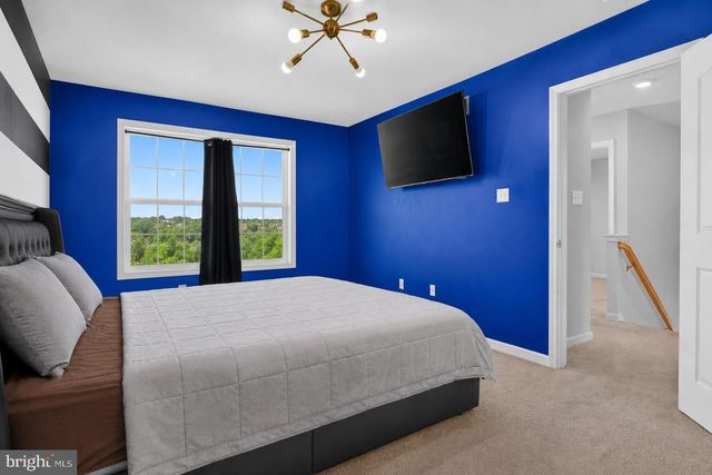 303 MAGNOLIA LN, New Providence, PA 17560