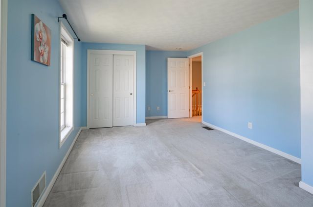 59 Rosegate Farm Drive, Manchester, NH 03109