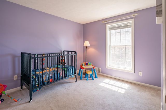 59 Rosegate Farm Drive, Manchester, NH 03109