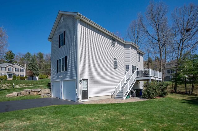 59 Rosegate Farm Drive, Manchester, NH 03109