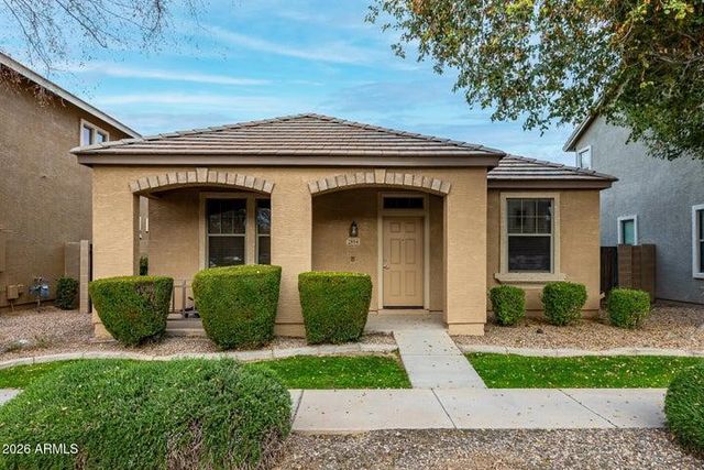 2854 S Peel Drive, Gilbert, AZ 85295