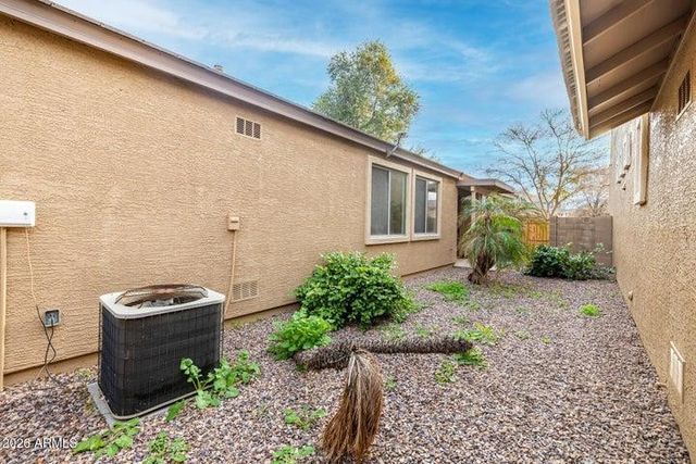2854 S Peel Drive, Gilbert, AZ 85295