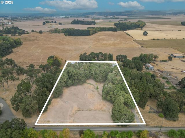 1780 Clover Ridge Rd Ne, Albany, OR 97321