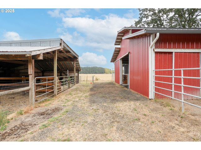 1780 Clover Ridge Rd Ne, Albany, OR 97321