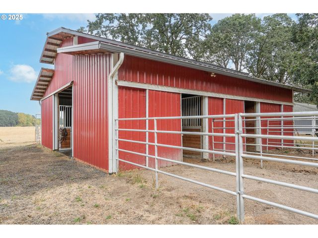 1780 Clover Ridge Rd Ne, Albany, OR 97321