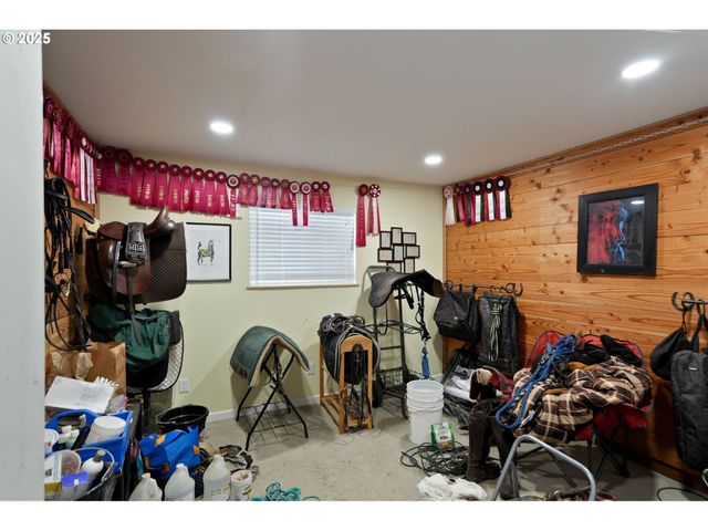 1780 Clover Ridge Rd Ne, Albany, OR 97321