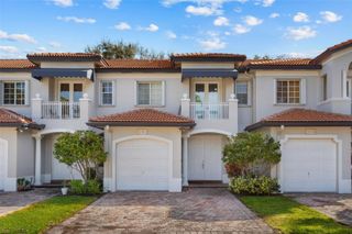 8181 SW 118th Ct, Miami, FL 33183