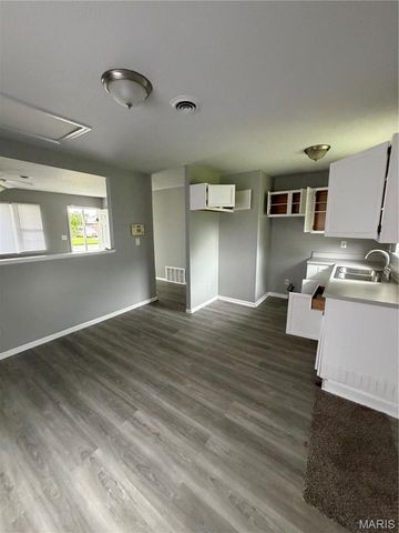 506 Saint Nicholas Drive, Cahokia, IL 62206
